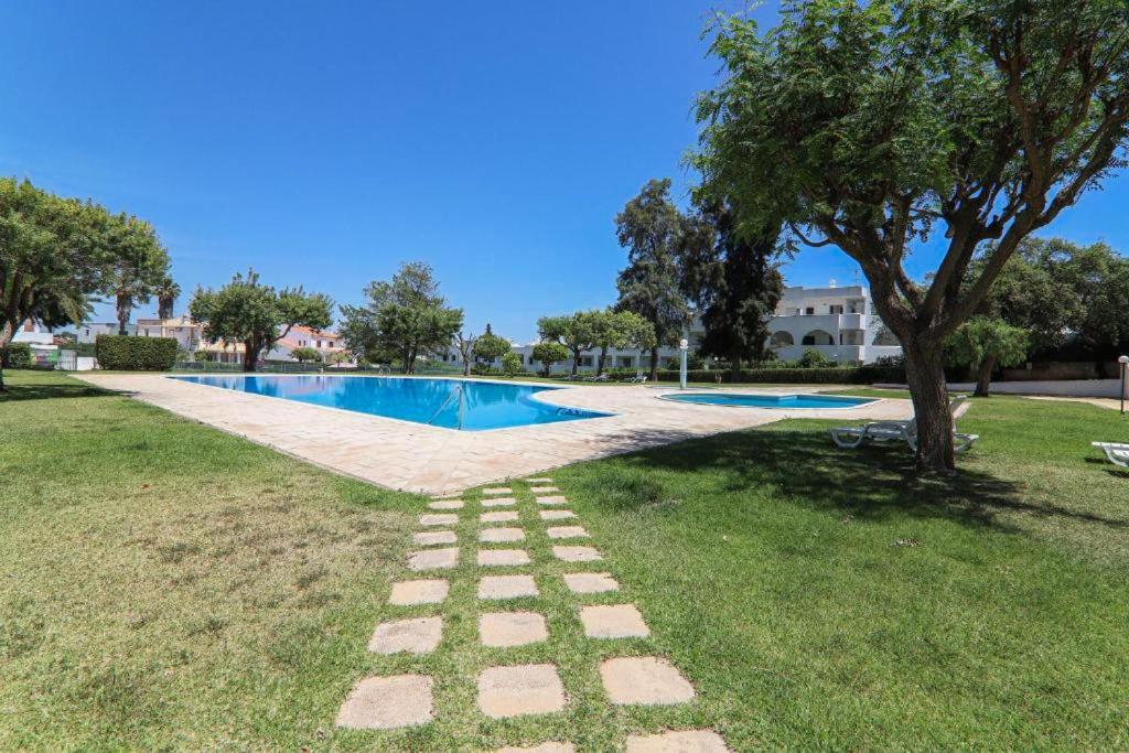 Apartamentos Ninho Das Gaivotas Albufeira Ngoại thất bức ảnh